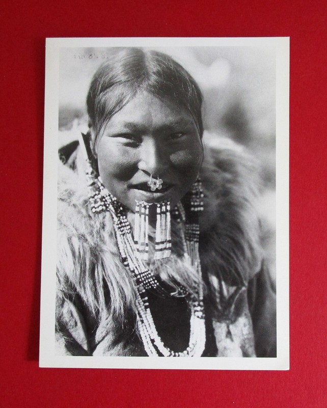 EDWARD CURTIS VINTAGE 4.8" x 6.4" B/W PHOTO ARTCARD AMERICAN INDIAN WOMEN