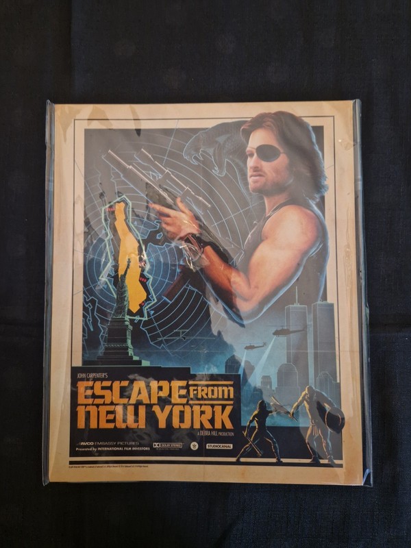 Escape from New York Art Work Loot Crate Exclusive Poster OOP RARE Kurt Russel