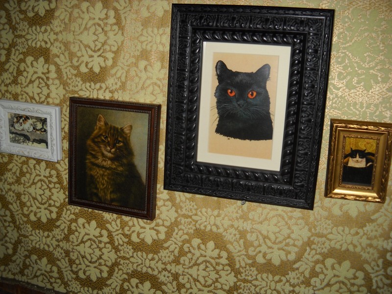 CATS HAVE HAPPY DAYS GARDENING 4 X 5 gold WOOD framed Victorian style print gallery