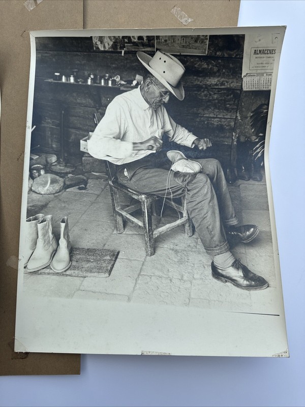 HARRY CROSBY PHOTOGRAPH LOT OF 2 FAMOUS PHOTOGRAPHER PORTRAIT MEXICAN MEN gallery