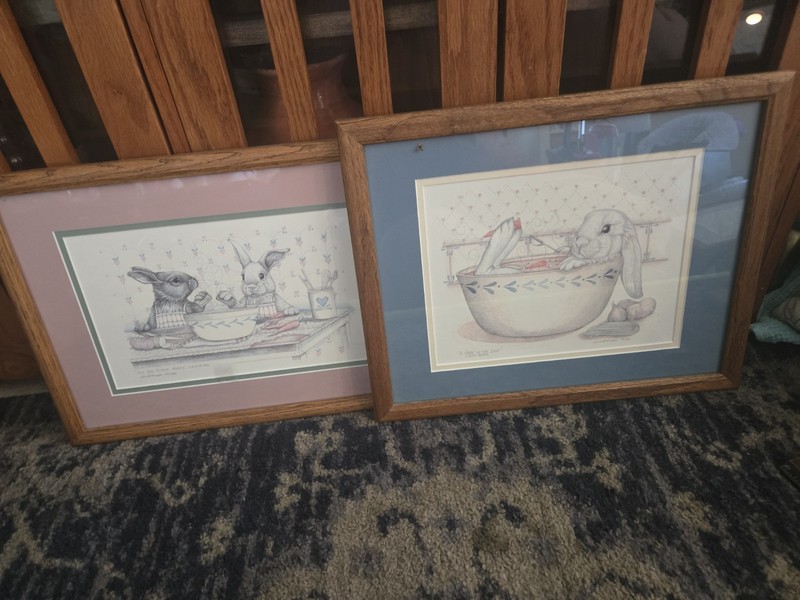 Vntg Hare Line by Sue Rupp Hare in the Soup 44/950 Salt & Pepper Hares 290/950