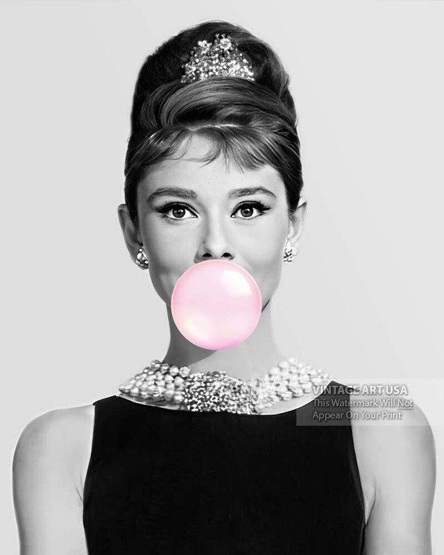 Audrey Hepburn Pop Art Print Wall Art Pink Bubble Gum Modern Art Collector Photo