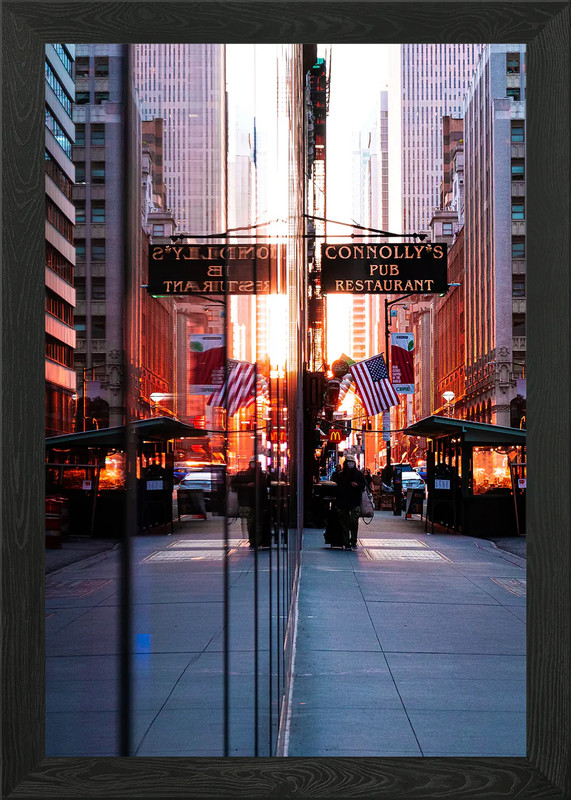 Connolly’s Pub Restaurant in New Yo Framed Wall Art Poster Canvas Print Picture