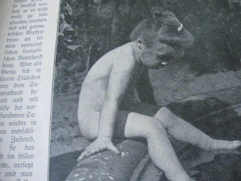 1905 Real Photo Print – LITTLE GIRL w/ FEET in WATER SKINNY DIP SWIM Play
