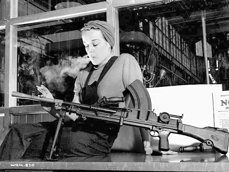 «Veronica Foster – Bren Gun girl» Dr. Shrinker, artist giclee poster prints