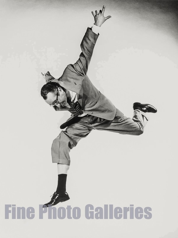 1953/76 Vintage PHILIPPE HALSMAN Comedian HAROLD LLOYD Jumping Duotone Photo Art