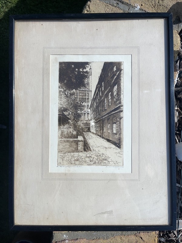 Original Etching Signed Peter Grahame – An Old Bit Of Clifford’s Inn London