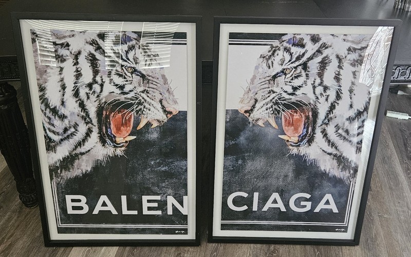 Oliver Gal Tiger Canvas Wall Art Black and White Floating Frame 27×35