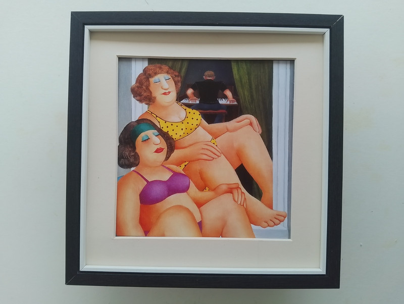 Beryl Cook – Two Ladies Sunbathing In Bikinis print FRAMED