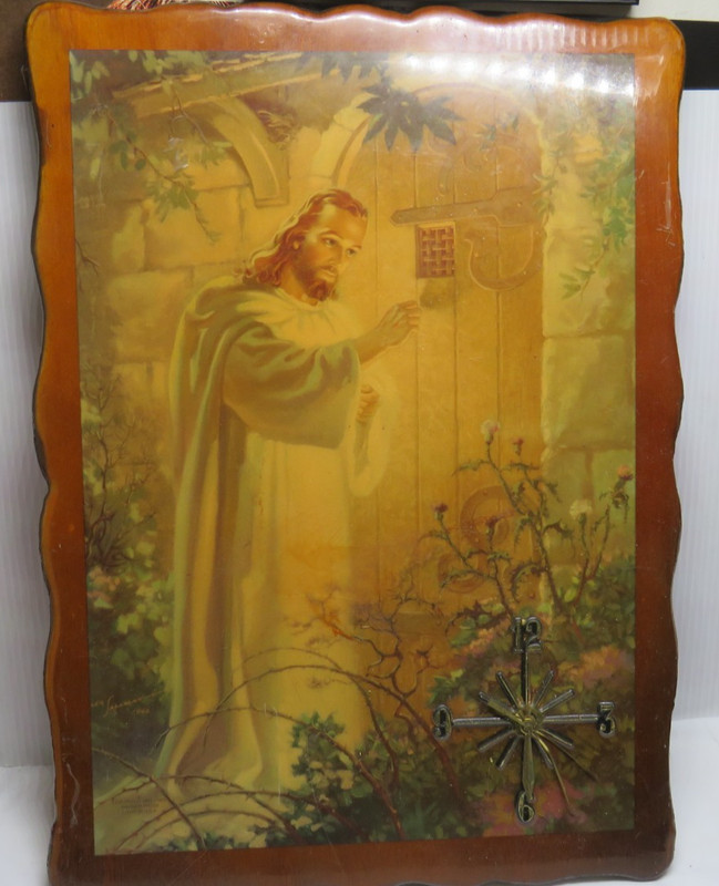 Warner Sallman Christ at Hearts Door Lacquered wood Jesus Knocking Clock