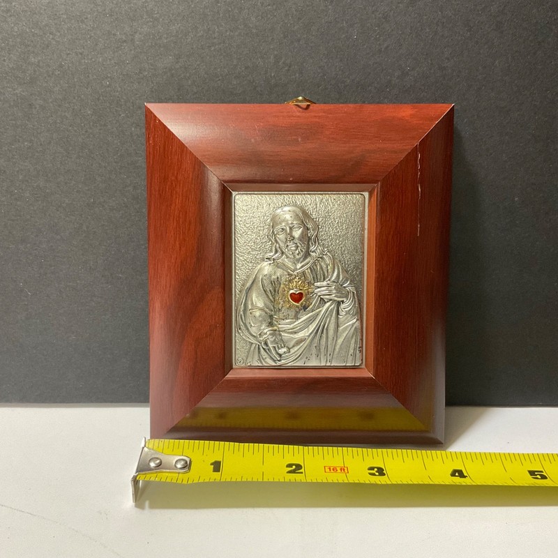 Vintage Small Framed Creazioni Artistiche Sacred Heart Silver Plate Relief Art gallery