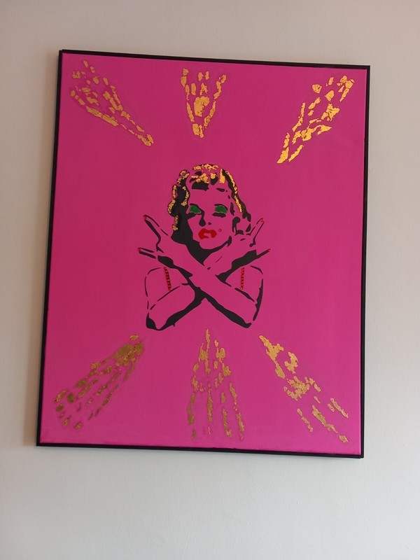 Original Marilyn Monroe picture 62cm x 77cm with black frame